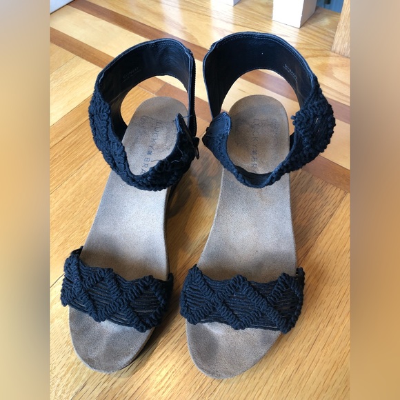 Sandals - Picture 5 of 5